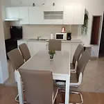 Vranjkovic Apartamento Vodice